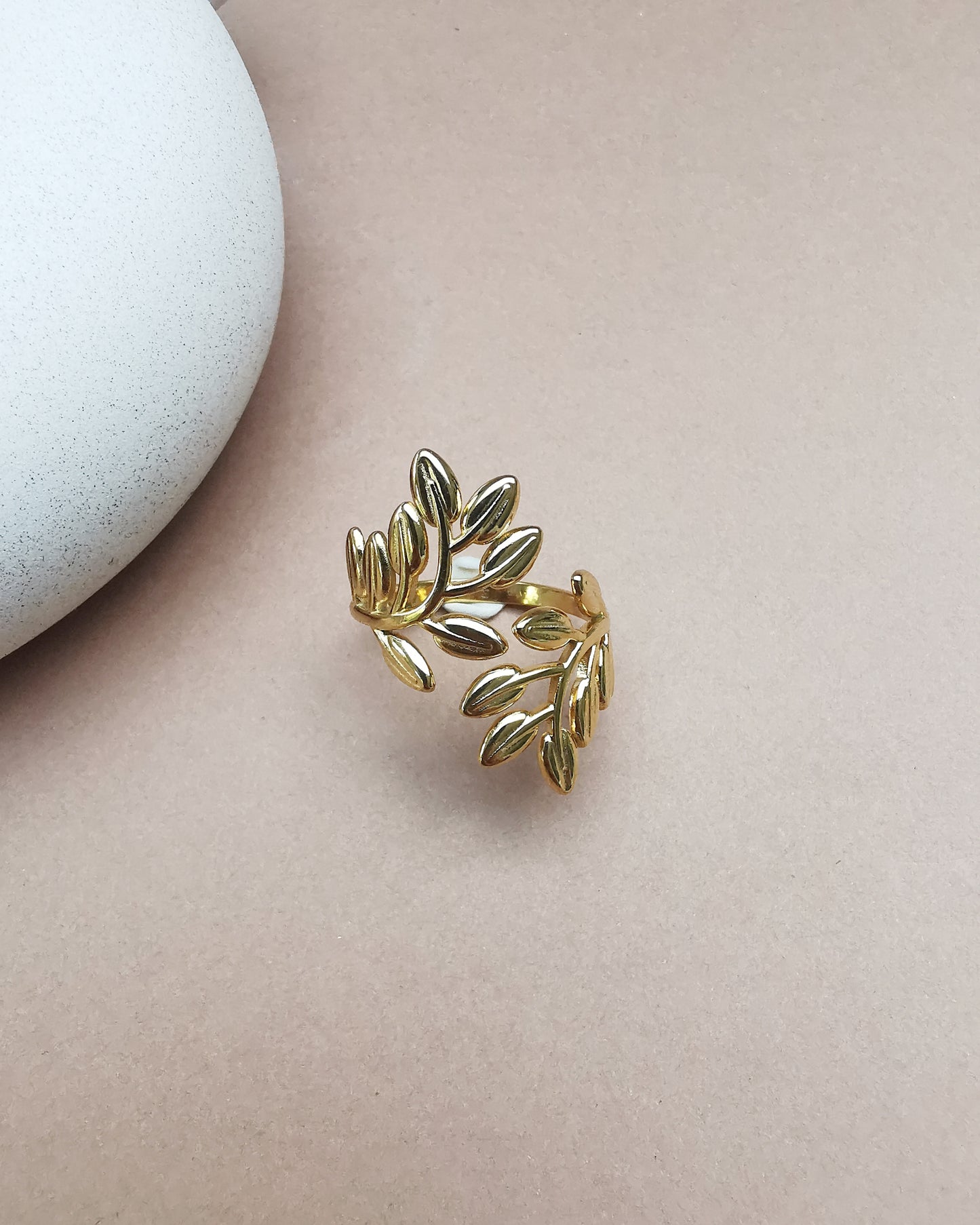 Olive - Adjustable Ring
