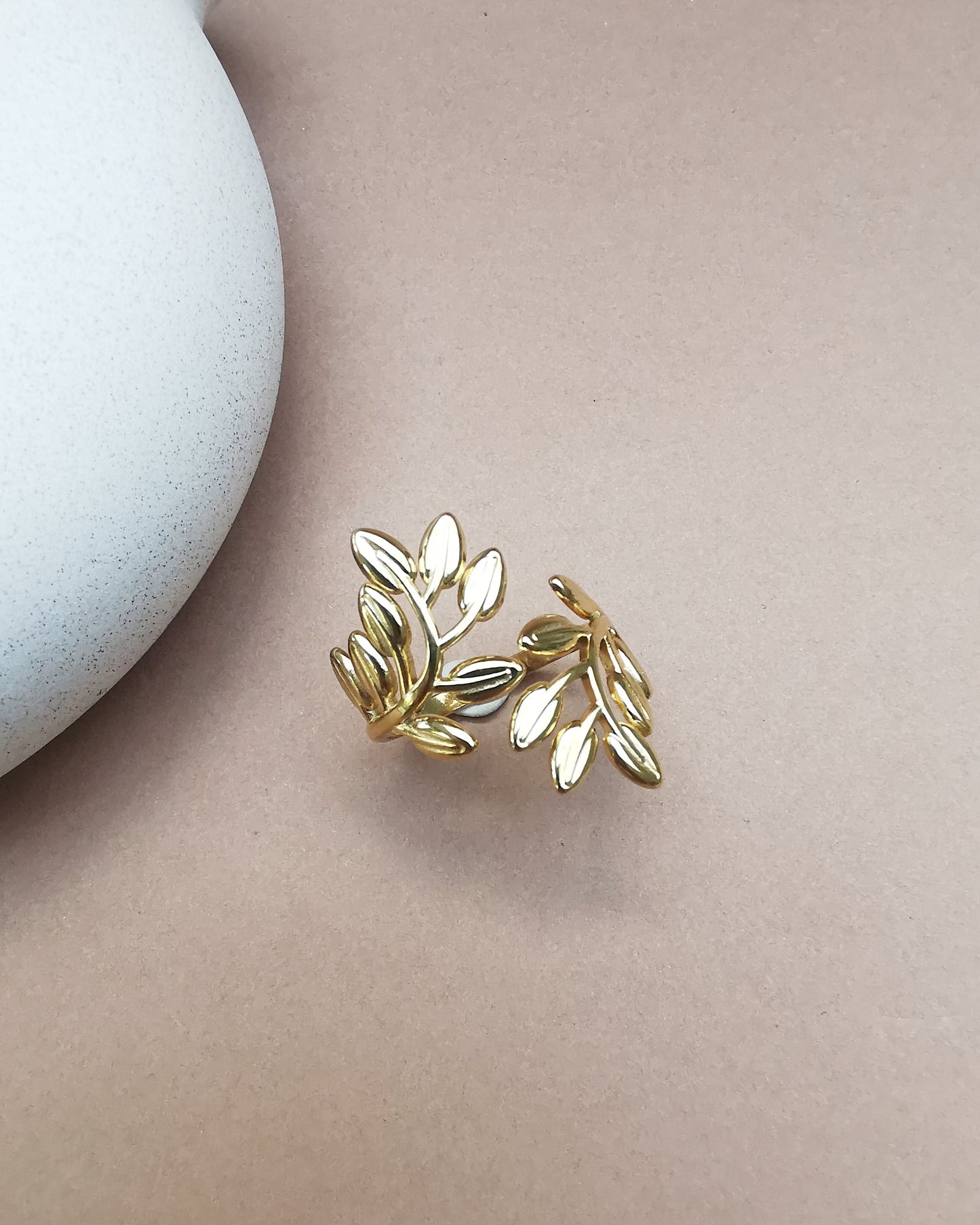 Olive - Adjustable Ring