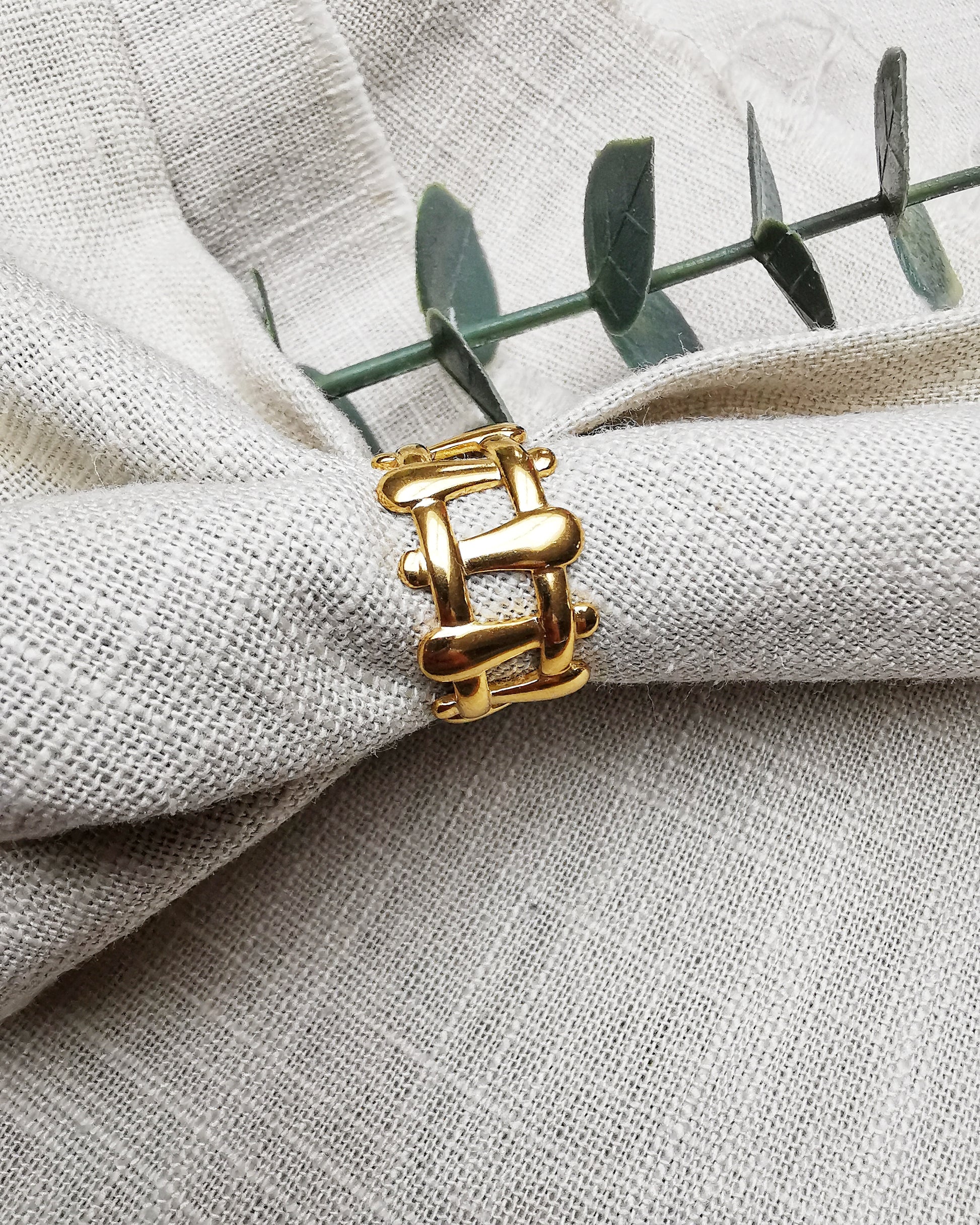 Tina - Adjustable Geometric Ring - Vinta Shop
