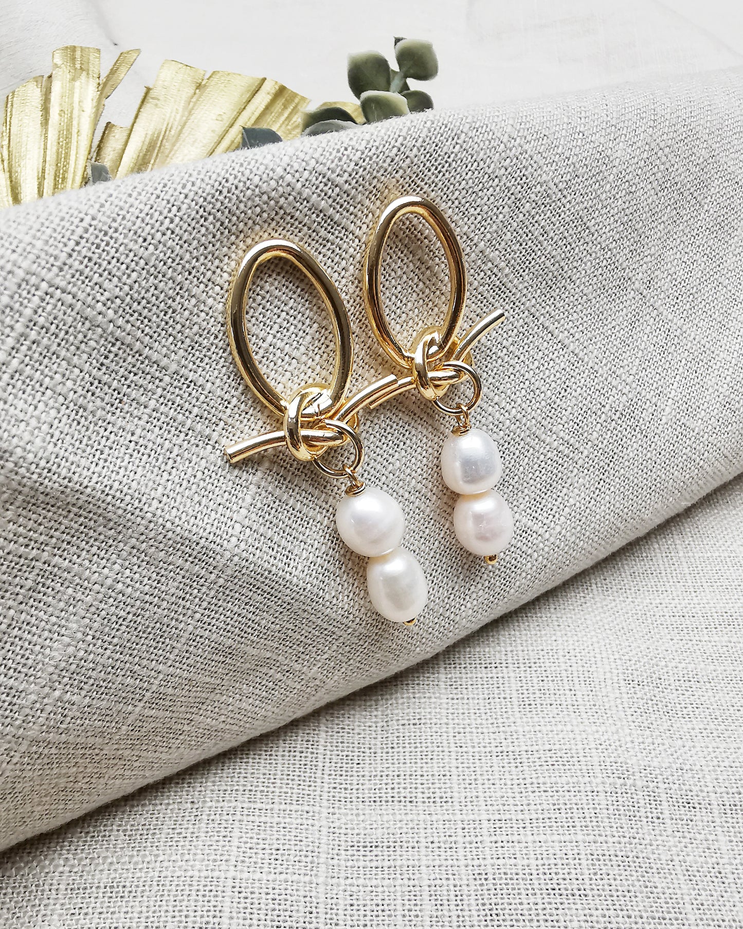 Knot Freshwater Pearl Stud Earrings - Vinta Shop