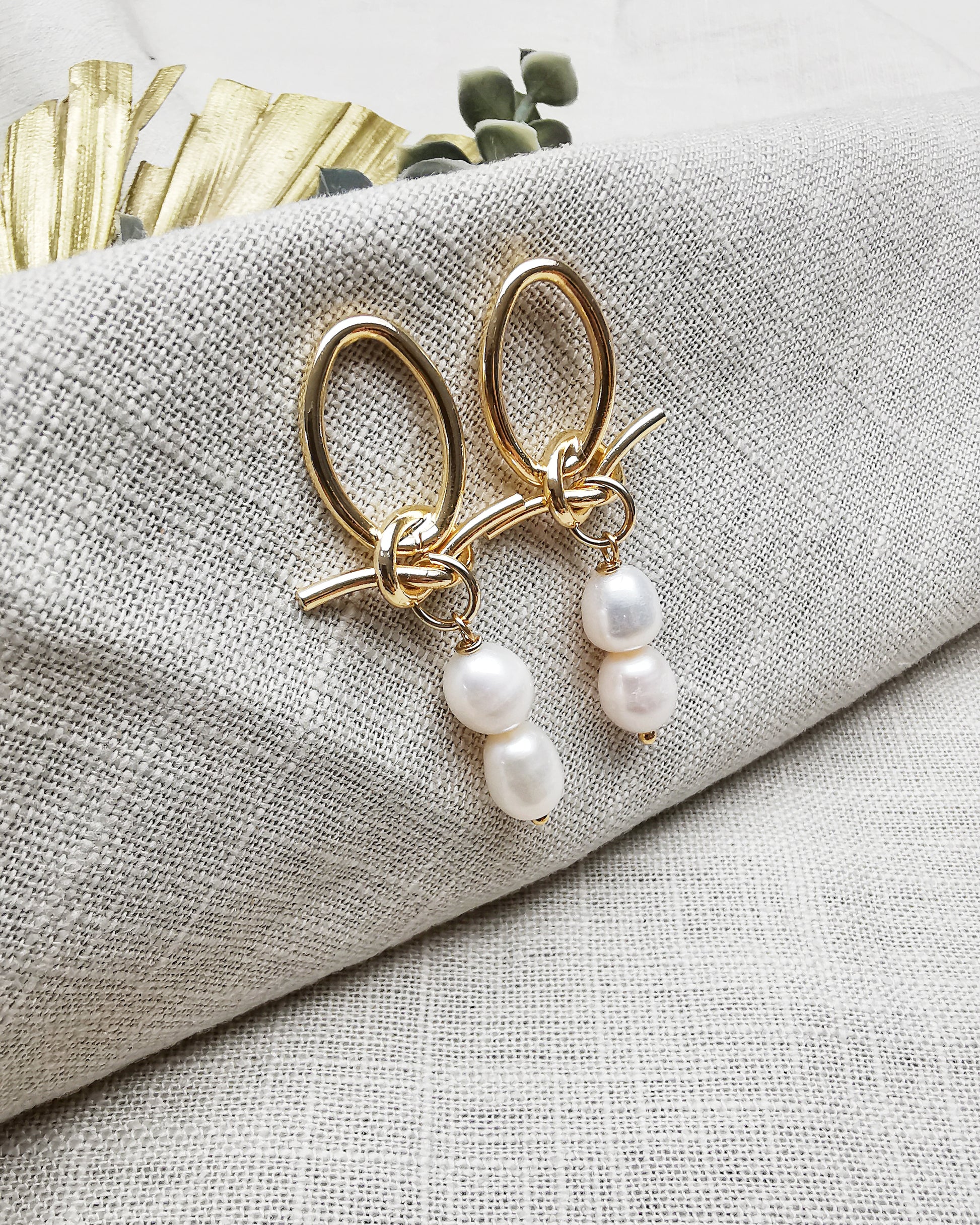 Knot Freshwater Pearl Stud Earrings - Vinta Shop