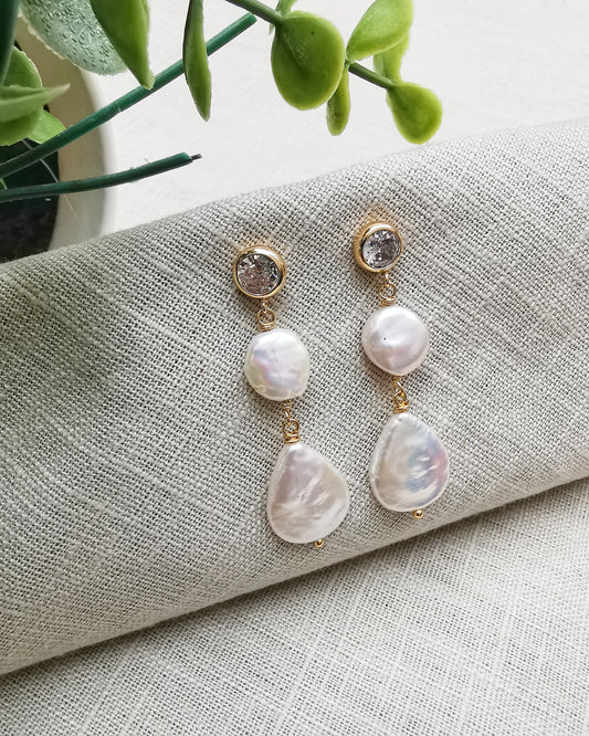 Nikkita|| Freshwater Pearl Stud Earrings. - Vinta Shop