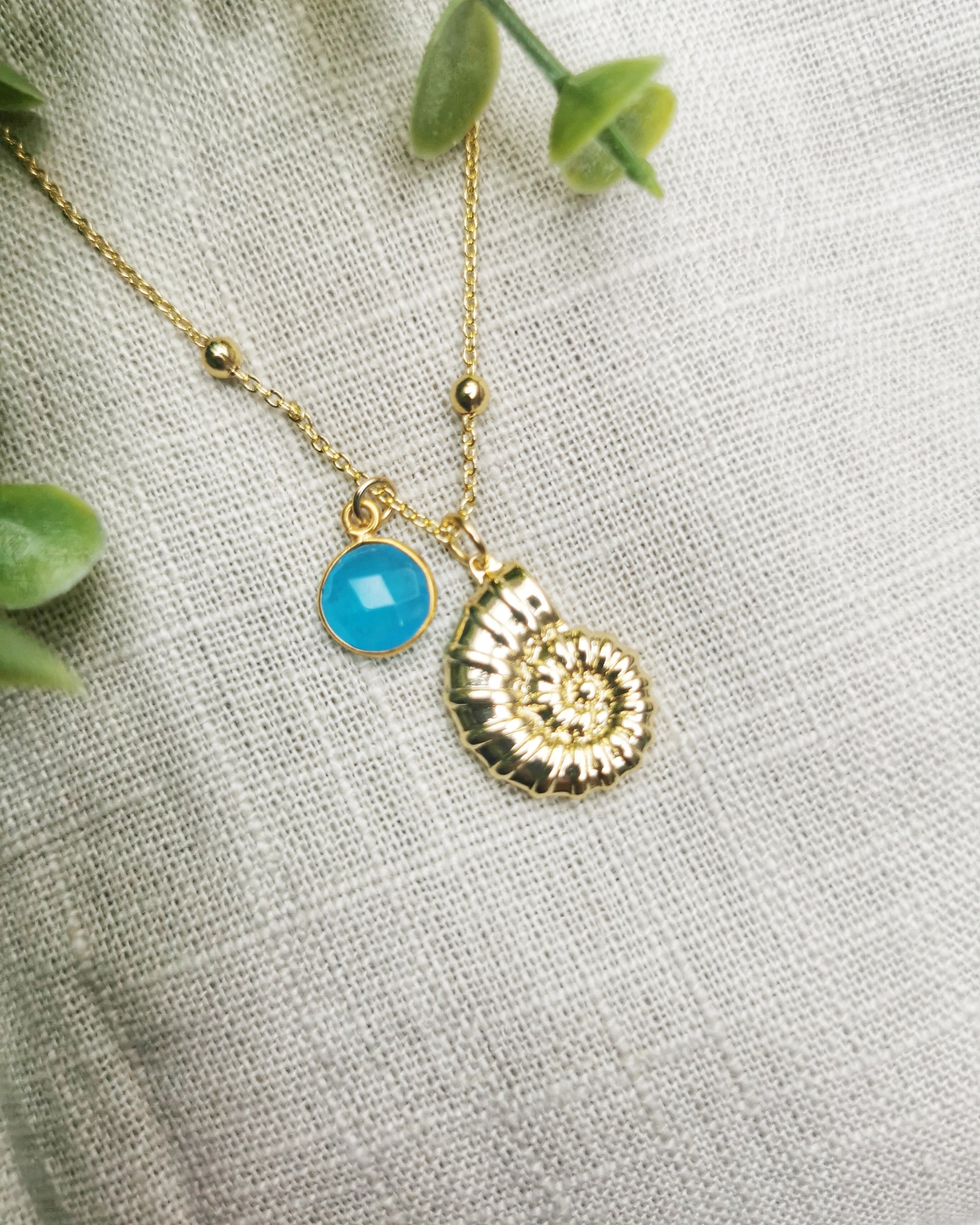 Conch Satellite Pendant Necklace. - Vinta Shop