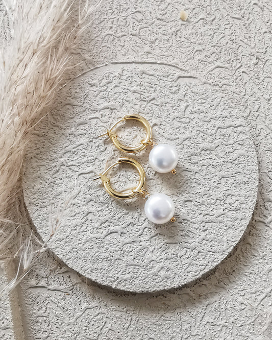 Detachable Hoop Earrings with Button Freshwater Pearl. - Vinta Shop