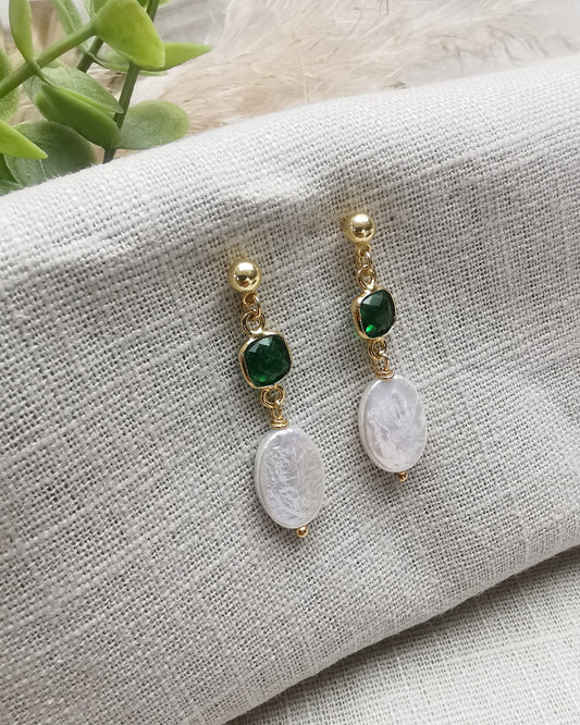Small Emerald Quartz & Freshwater Pearl Earrings - Vinta Shop
