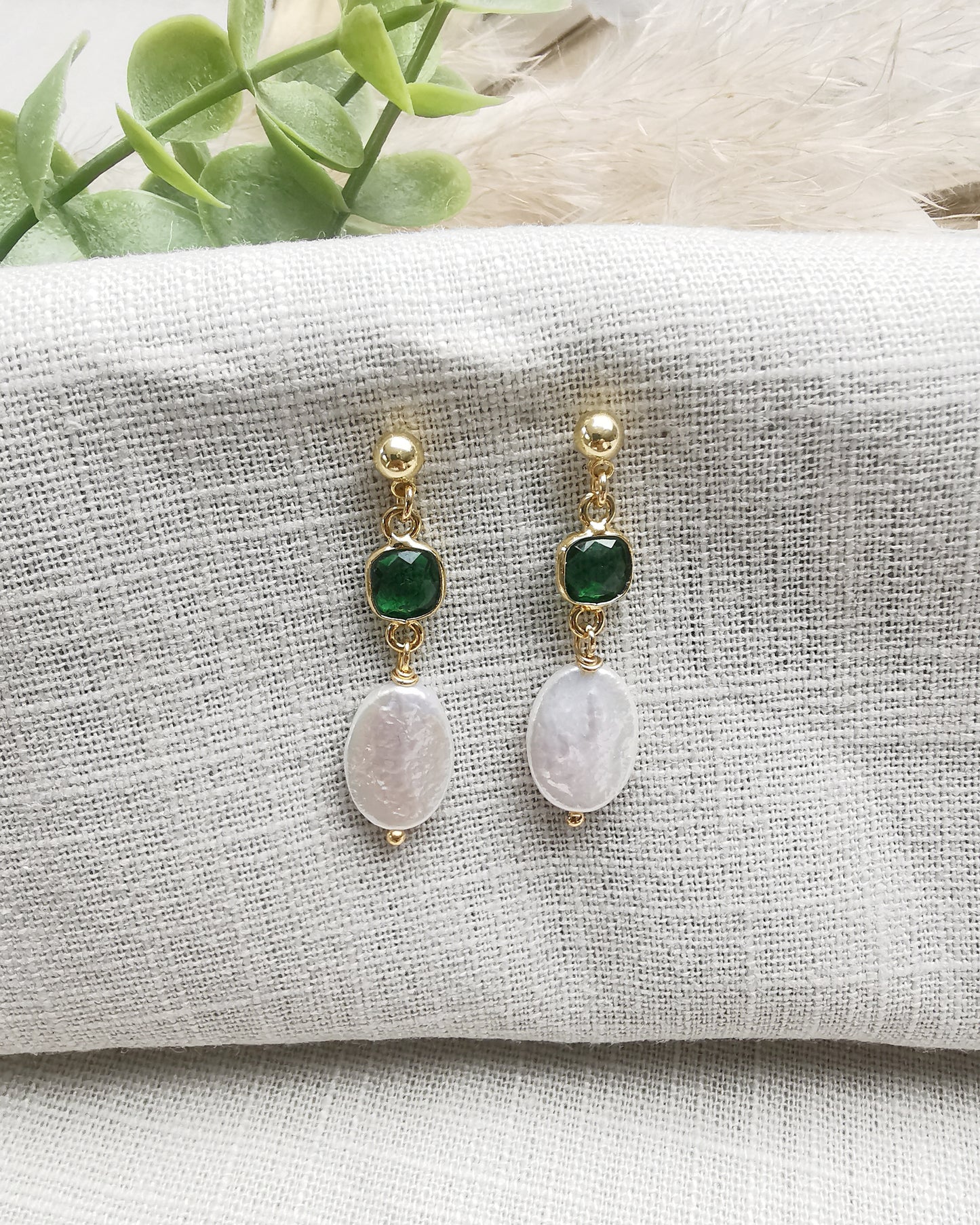 Small Emerald Quartz & Freshwater Pearl Earrings
