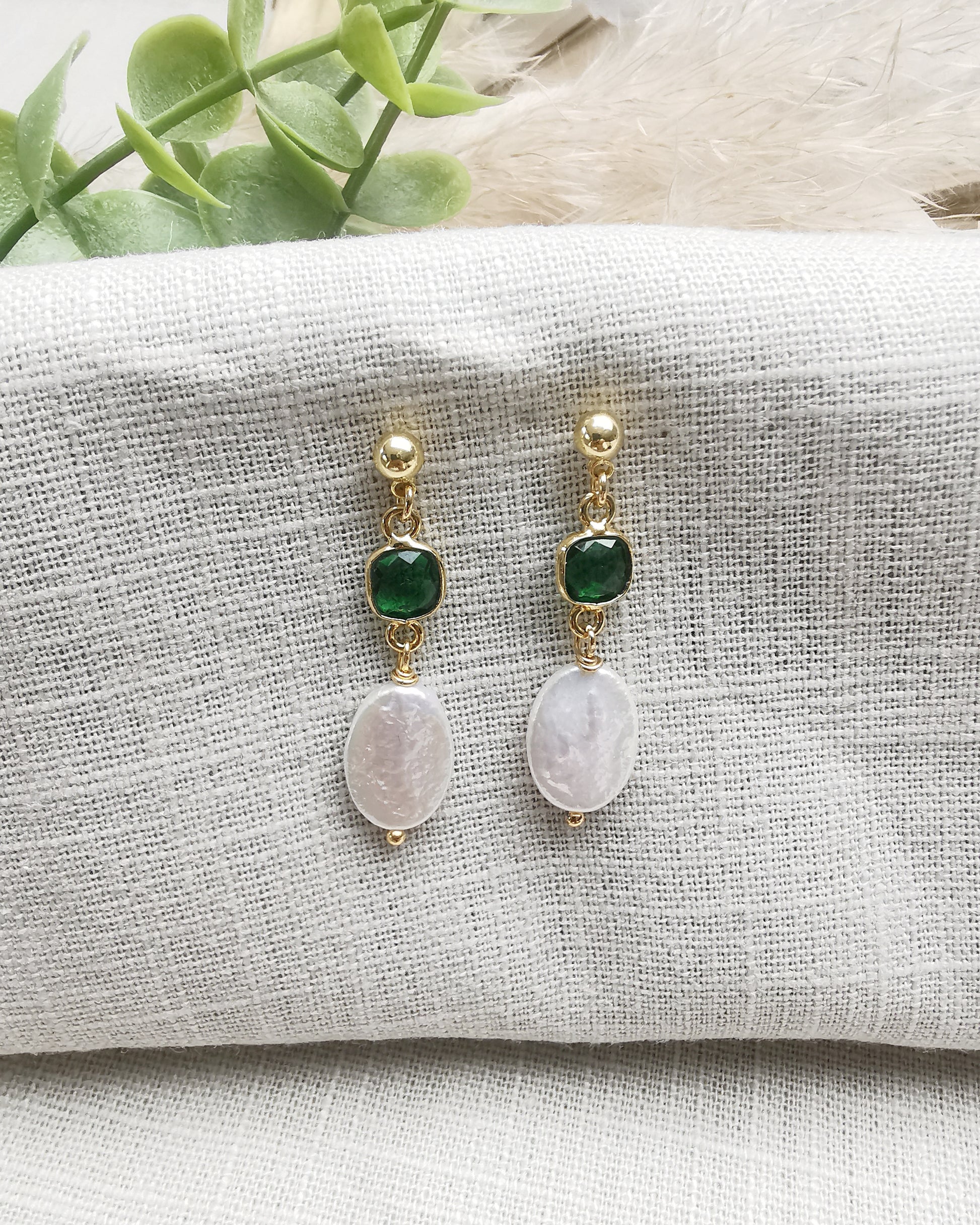 Small Emerald Quartz & Freshwater Pearl Earrings - Vinta Shop