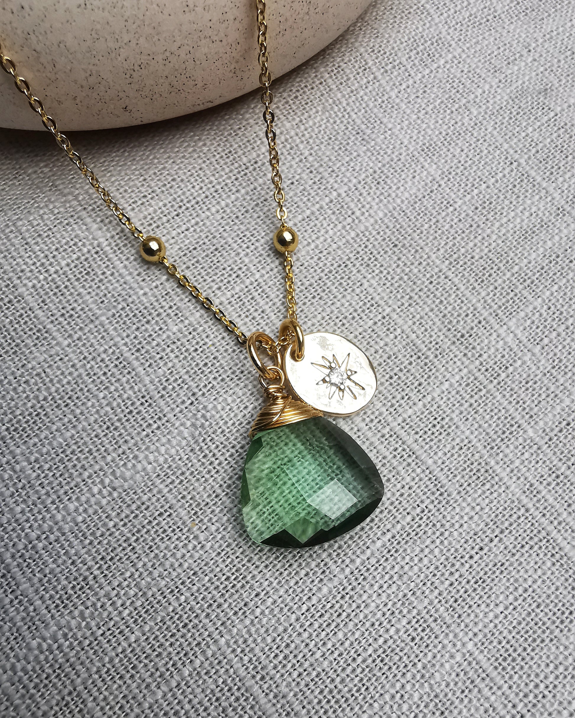Green  Amethyst Pendant Necklace - Vinta Shop