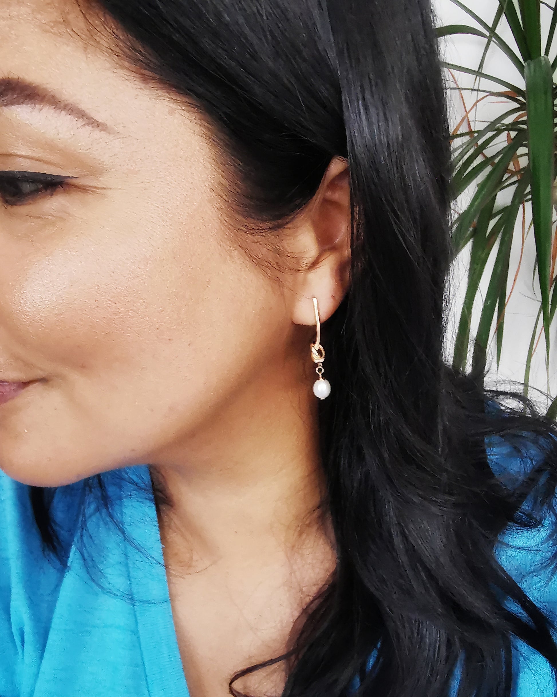 Long Drop Knot Pearl Earrings - Vinta Shop