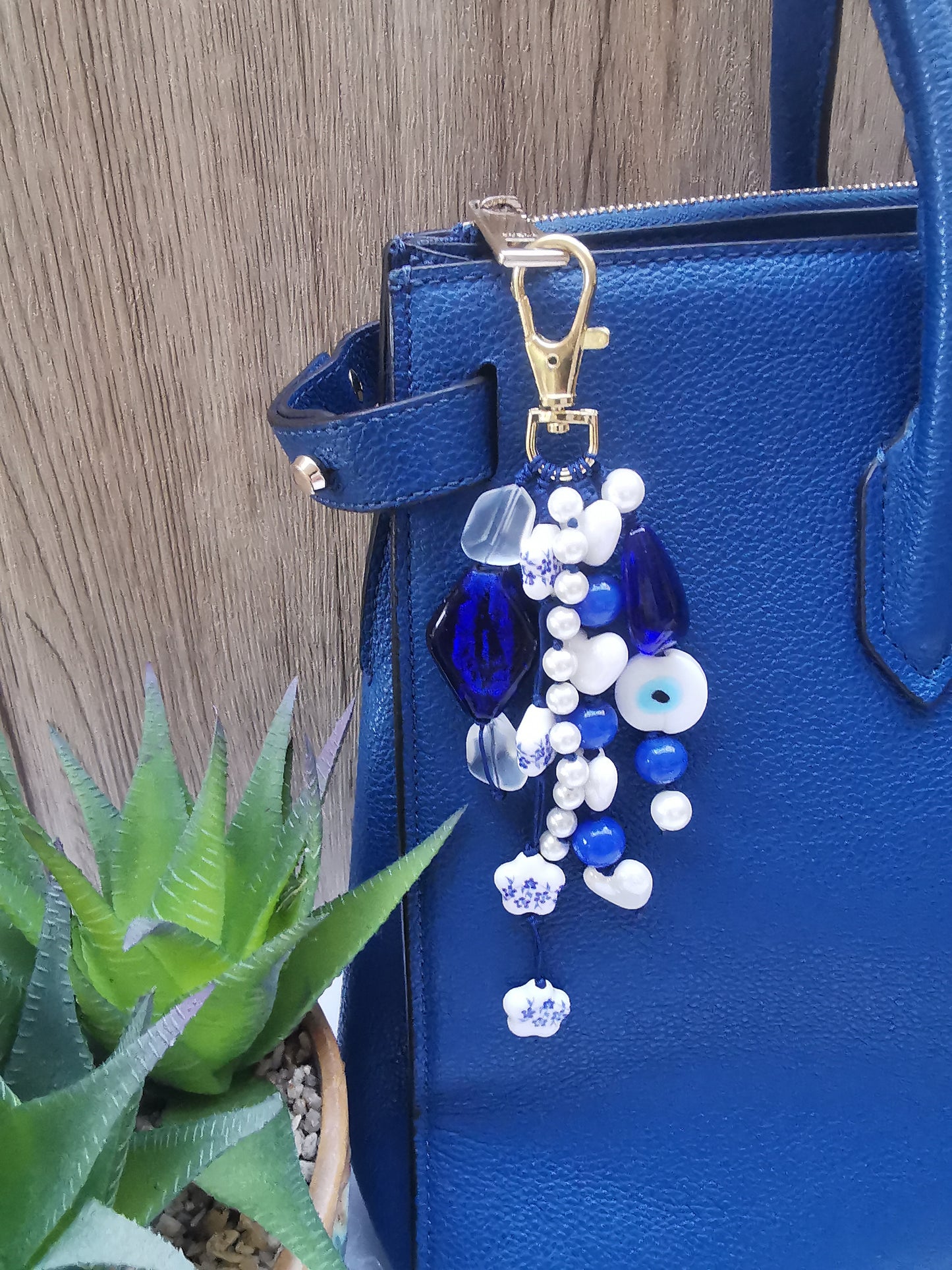 Navy Blue & White Gemstone Bag Charm – Classic & Modern
