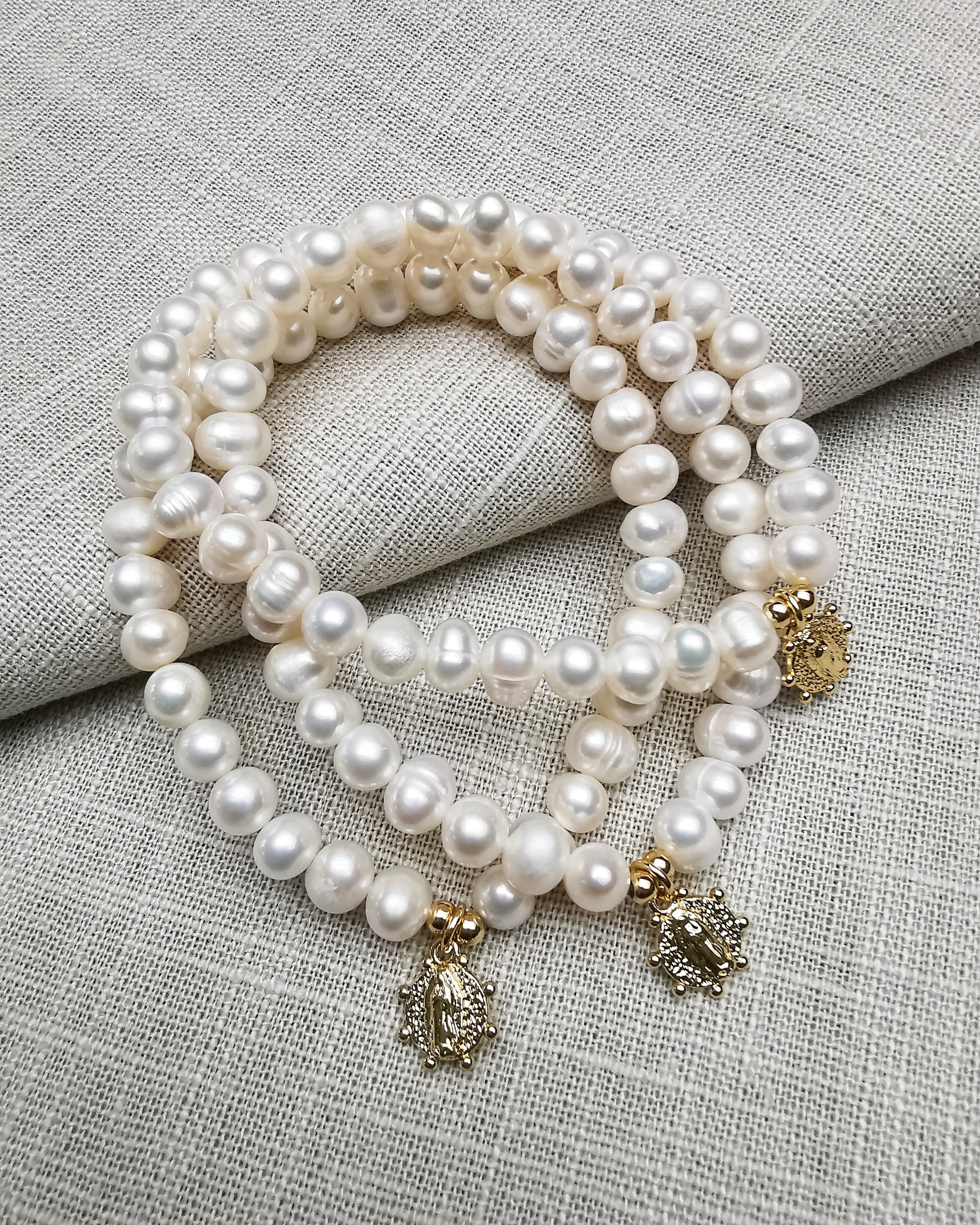 Freshwater Pearl Bracelet with Holy Virgin Mary Dainty Medallion - Vinta Shop