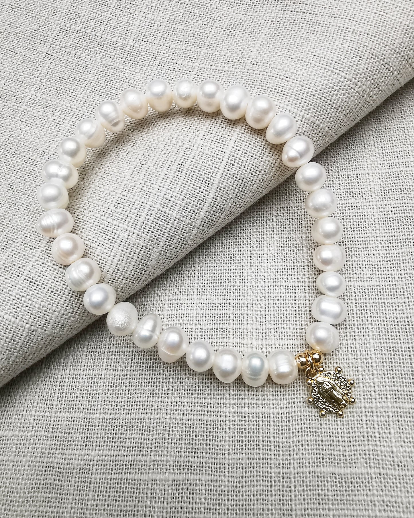 Freshwater Pearl Bracelet with Holy Virgin Mary Dainty Medallion - Vinta Shop