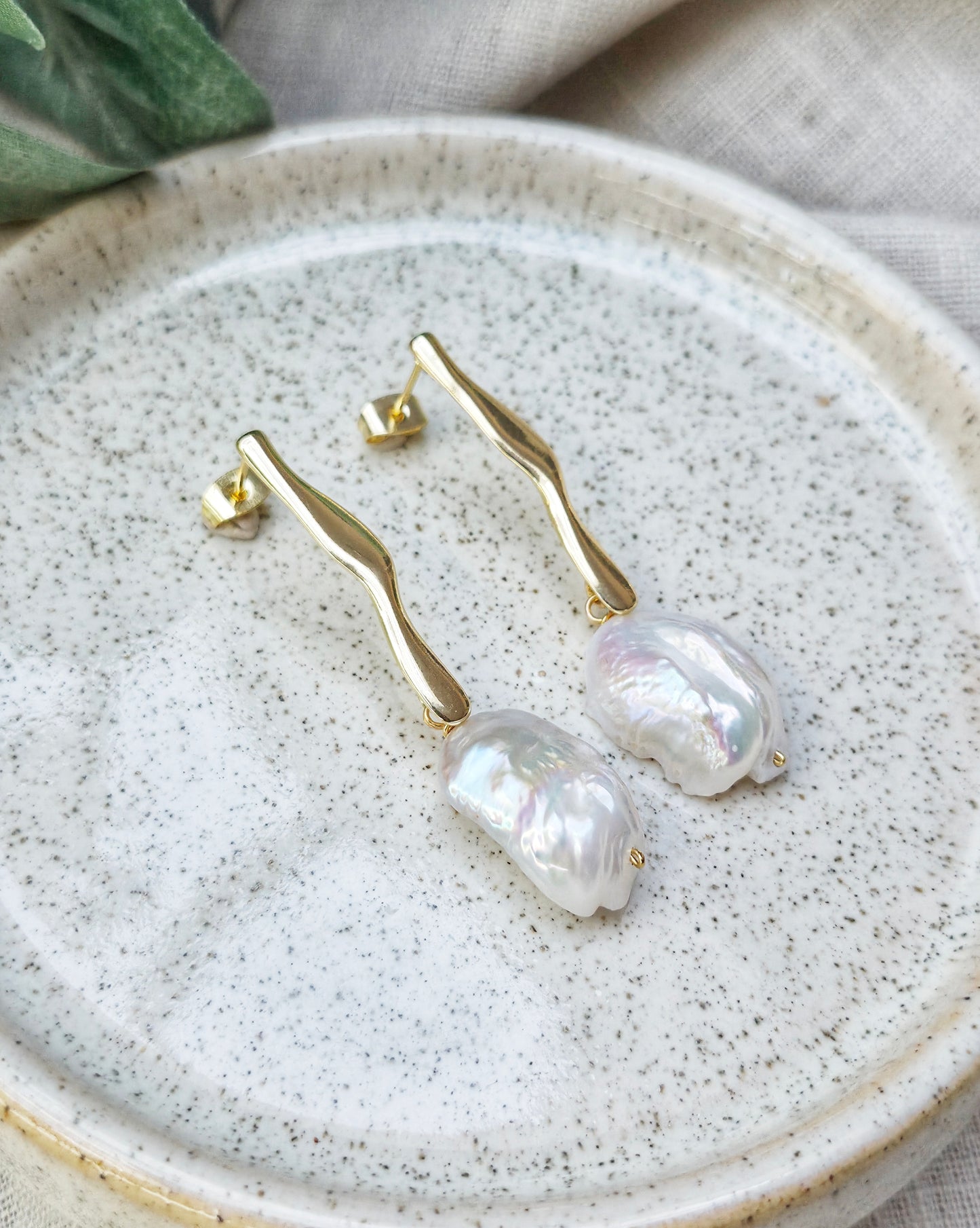 Eirene Pearl Earrings