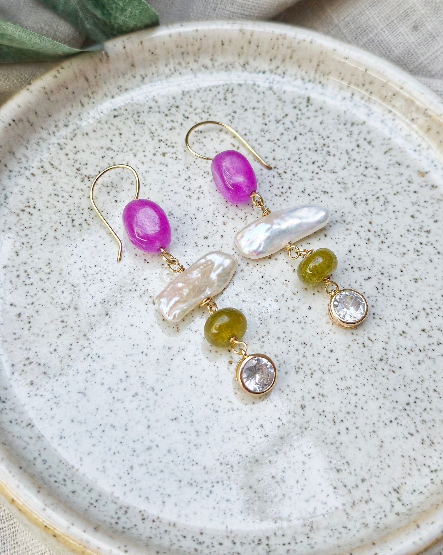 Thaedra Pearl Earrings