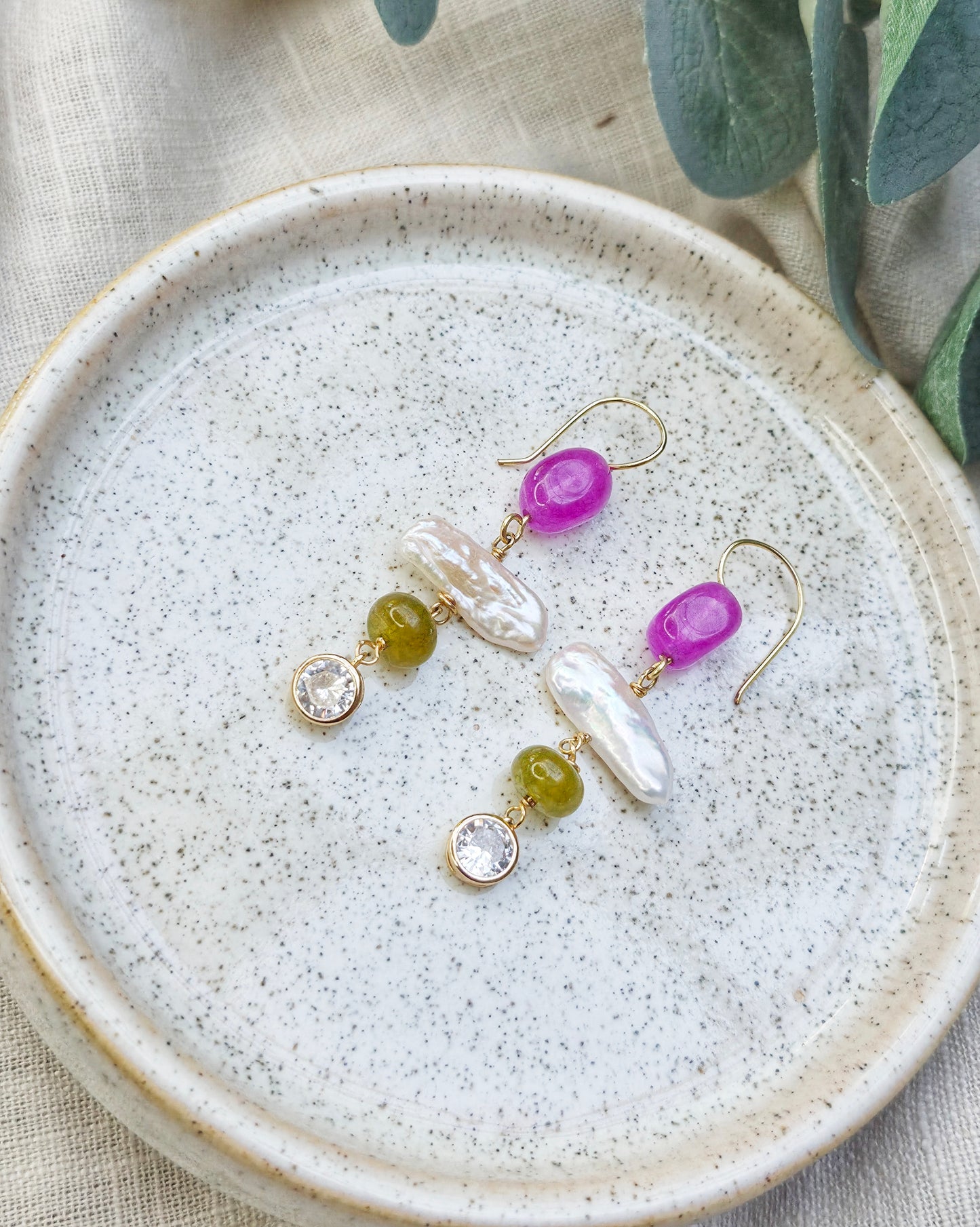 Thaedra Pearl Earrings