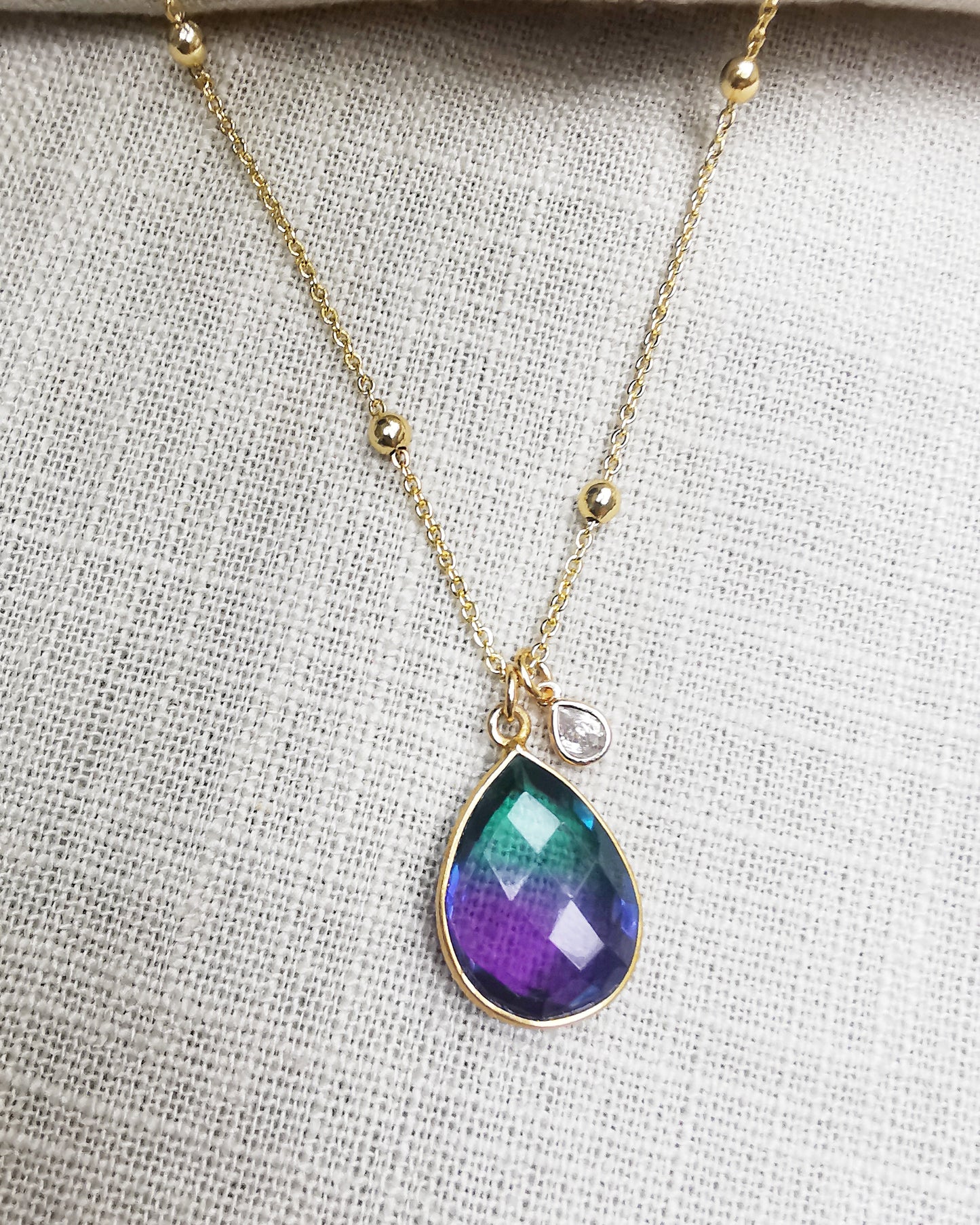 Aurora Quartz Green and Purple Satellite Pendant Necklace.