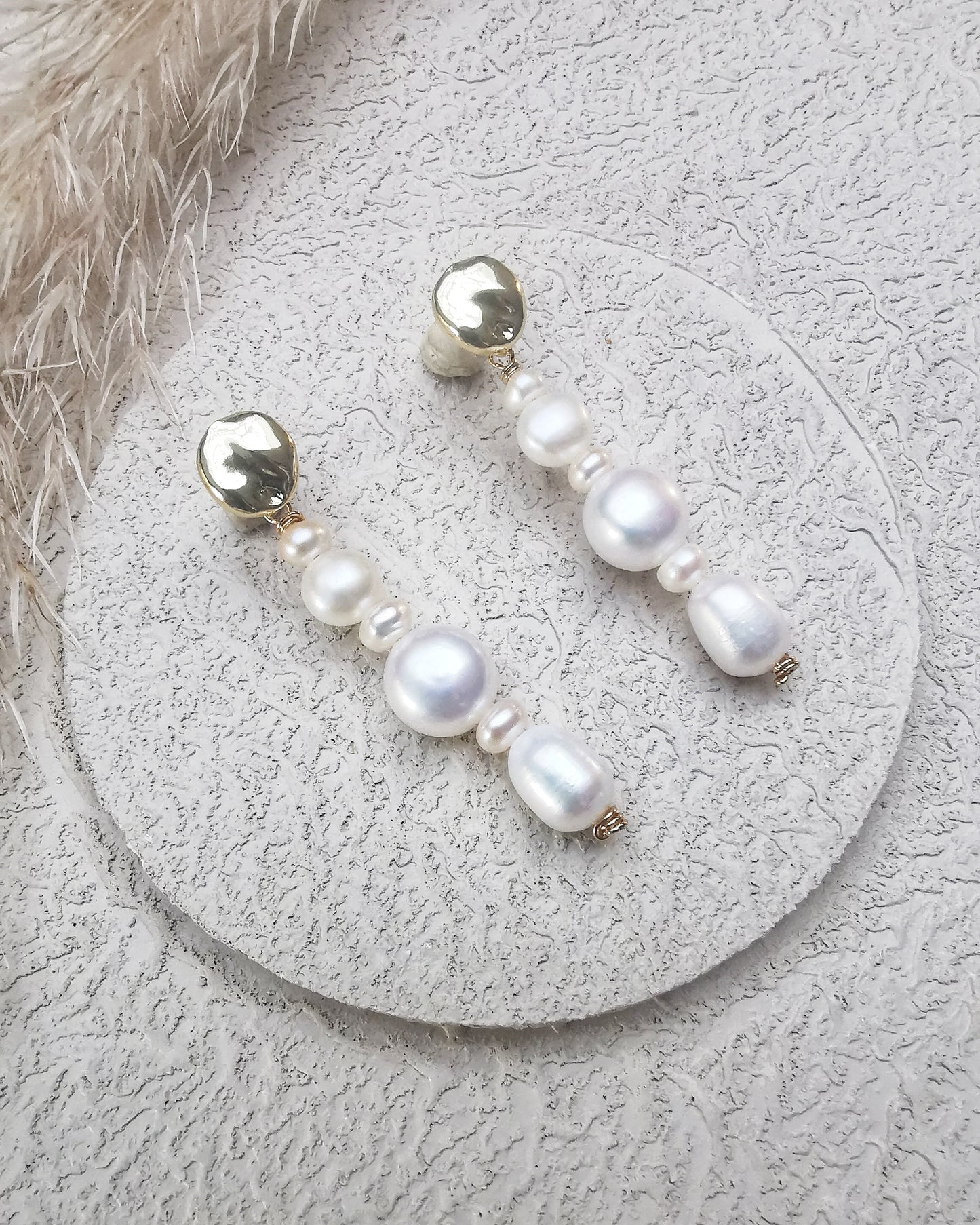 Freshwater Pearl Drop Earrings.