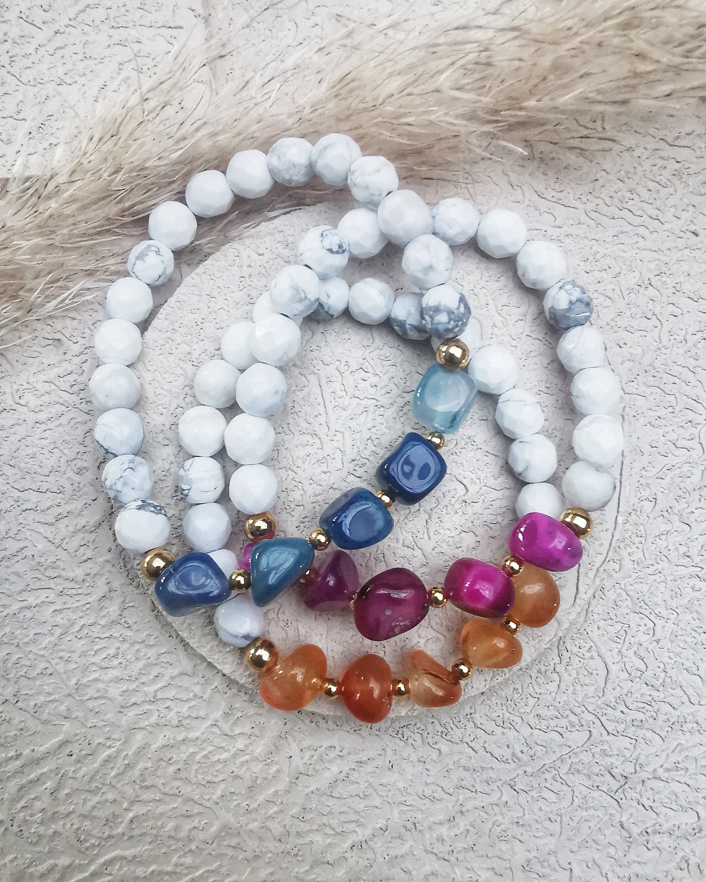 Howlite and Agate Elastic Bracelets