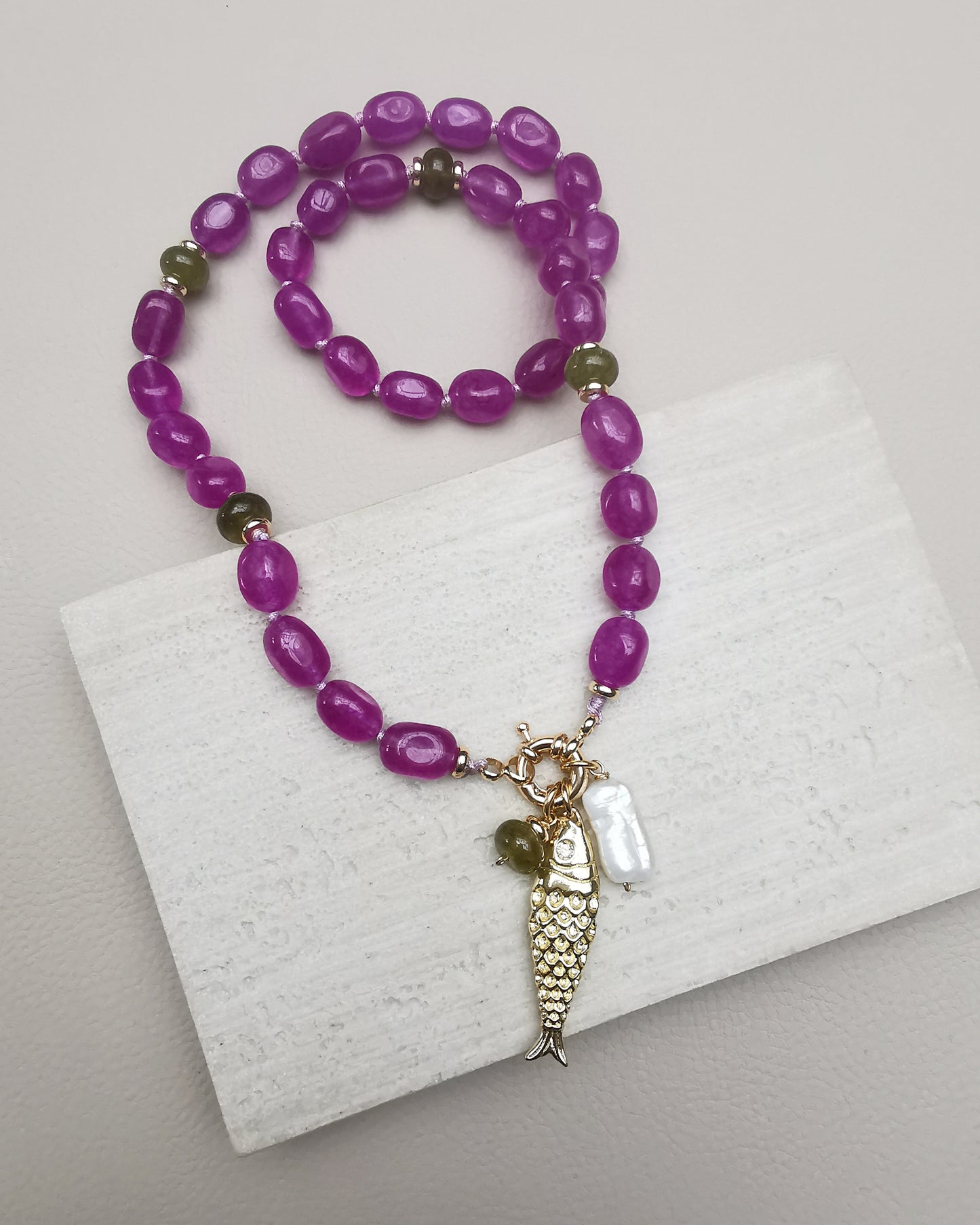 El Pescador || Purple Jade Beaded Necklace with Fish Charm & Pearl. - Vinta Shop