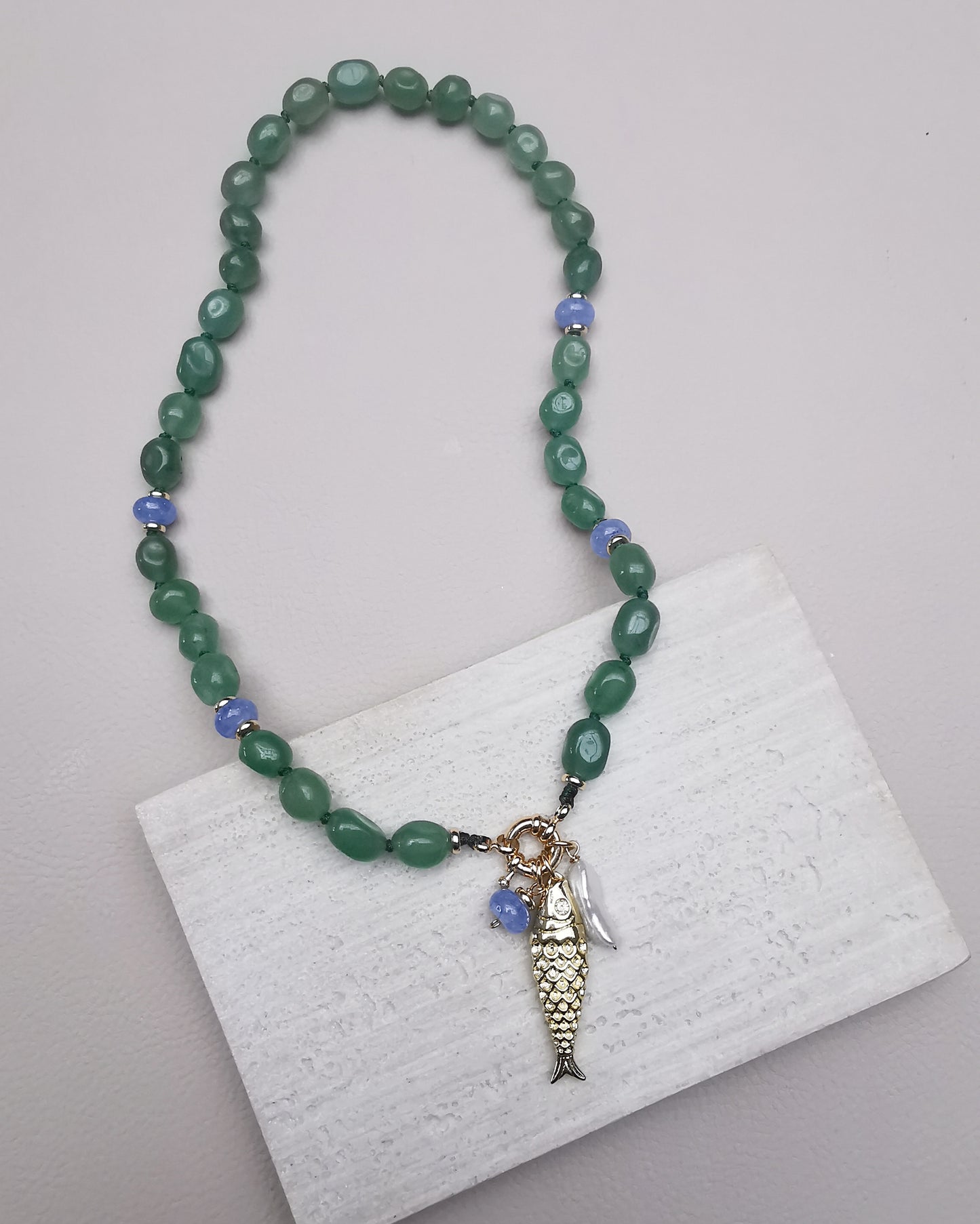 El Pescador || Green Jade Beaded Necklace with Fish Charm & Pearl. - Vinta Shop