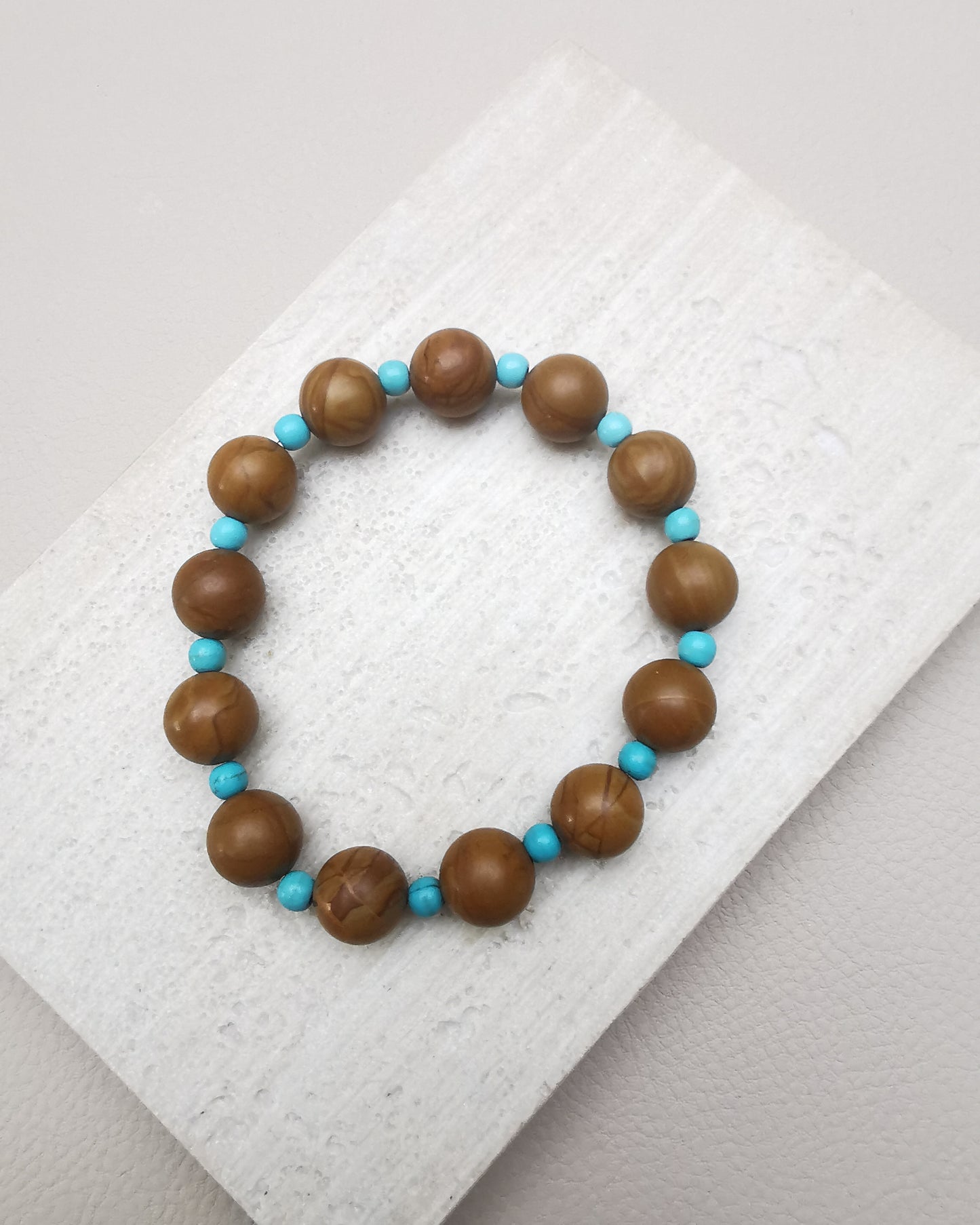 Brown Agate Elastic Bracelet with Turquoise Howlite Beads - Vinta Shop
