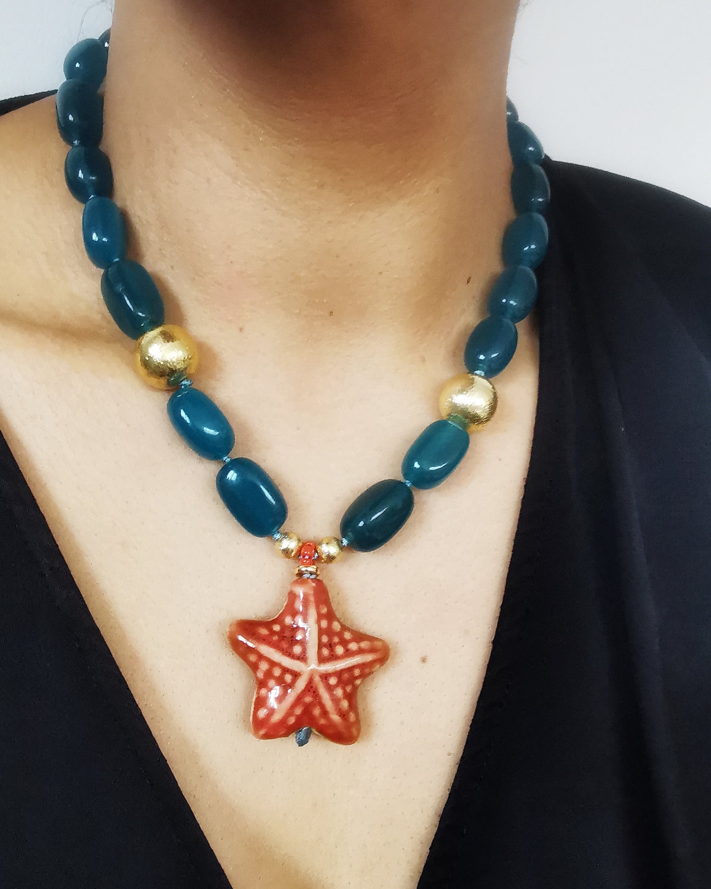 Estrella Chunky Agate Nugget Necklace with Starfish Pendant. - Vinta Shop