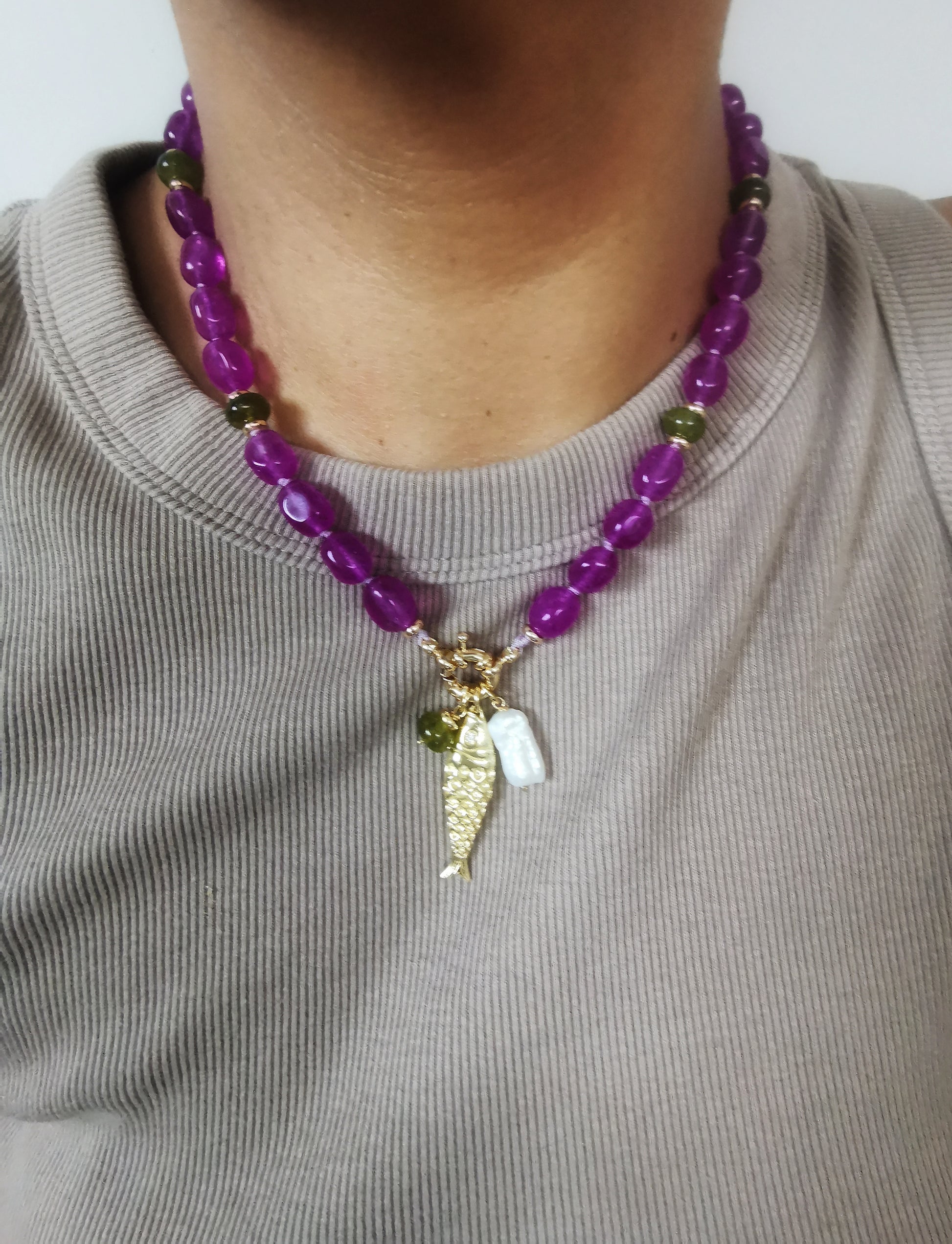 El Pescador || Purple Jade Beaded Necklace with Fish Charm & Pearl. - Vinta Shop