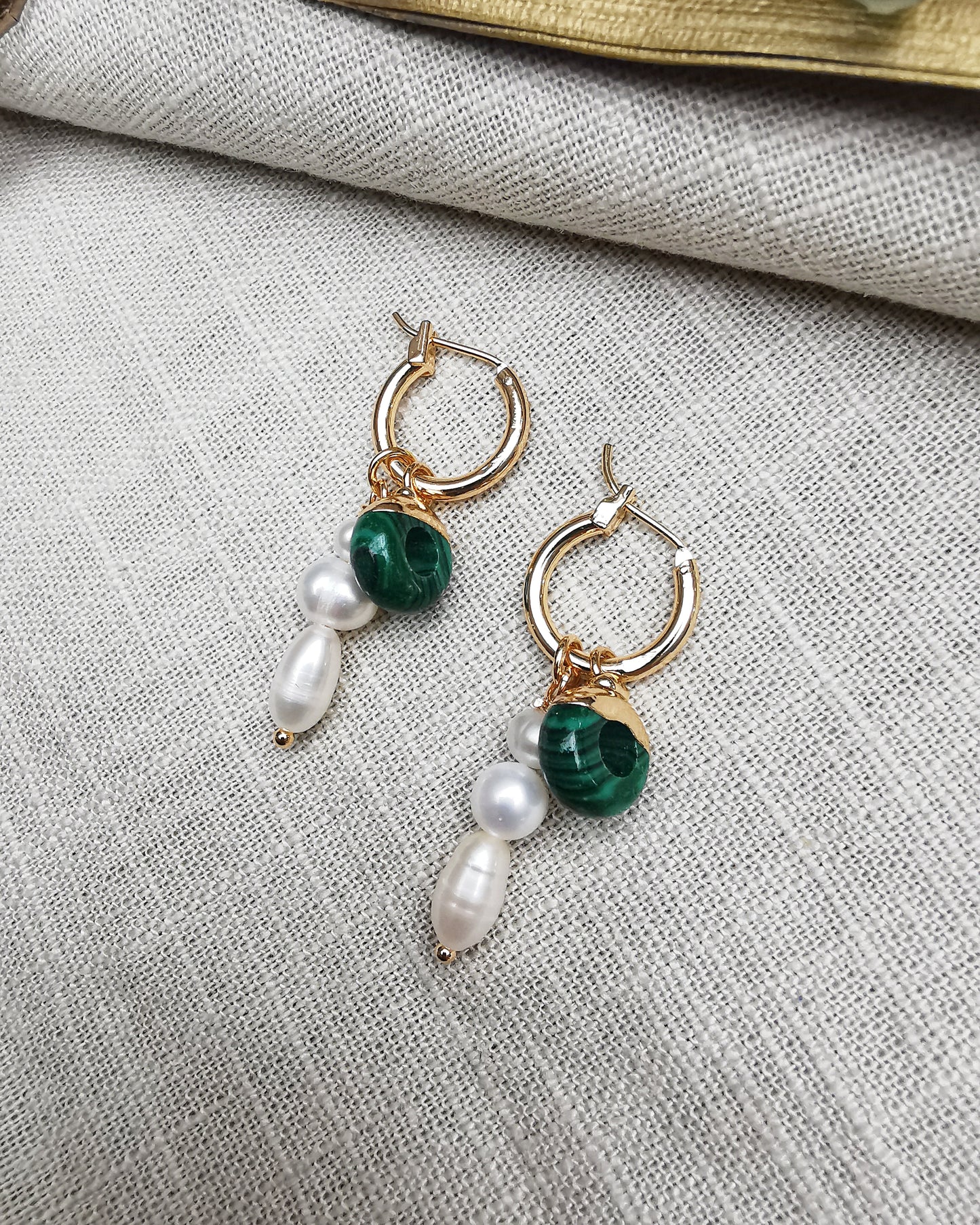 Detachable Hoop Earrings with Freshwater Pearl and Malachite.