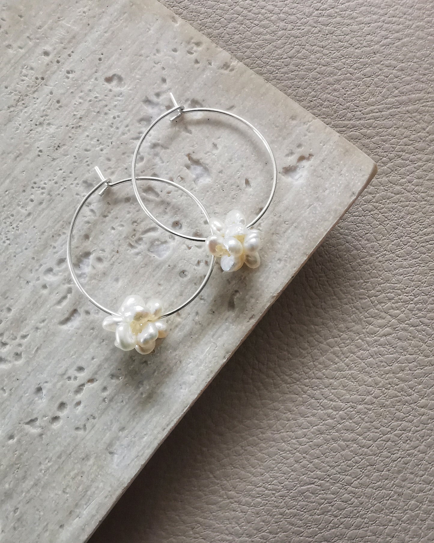 925 Sterling Silver Hoop earrings with Dainty Cluster Pearls